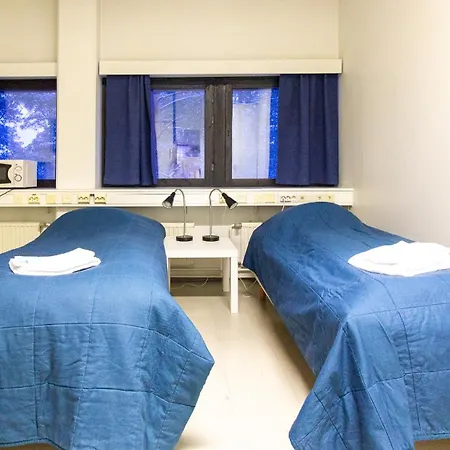 Hostelli Forenom Airport *