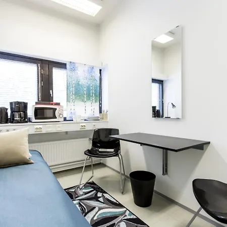 Forenom Airport Hostel *