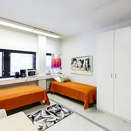 Forenom Airport Hostel *
