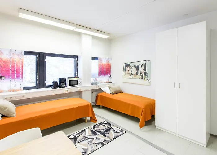 旅馆 万塔机场奥卢弗雷蒙旅舍 万塔