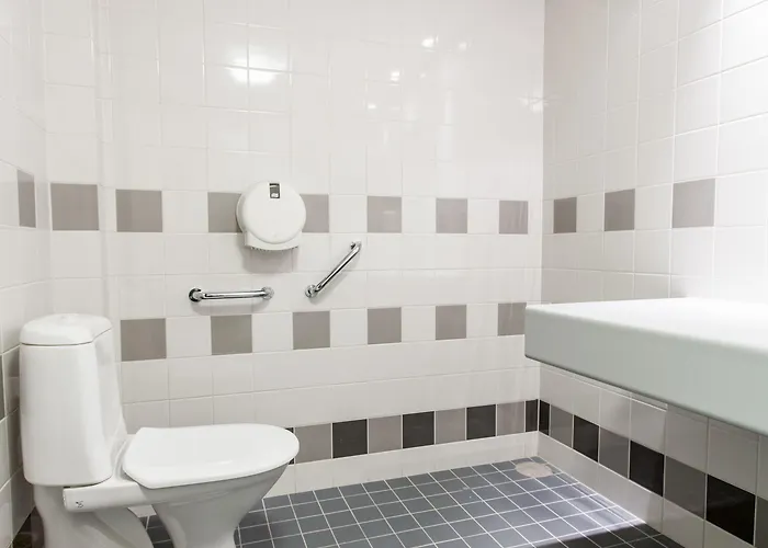 Forenom Airport * Vanda