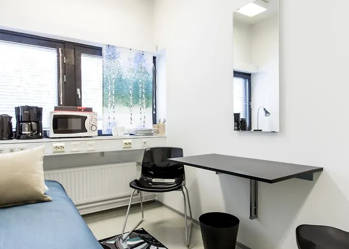 万塔机场奥卢弗雷蒙旅舍 旅馆 *